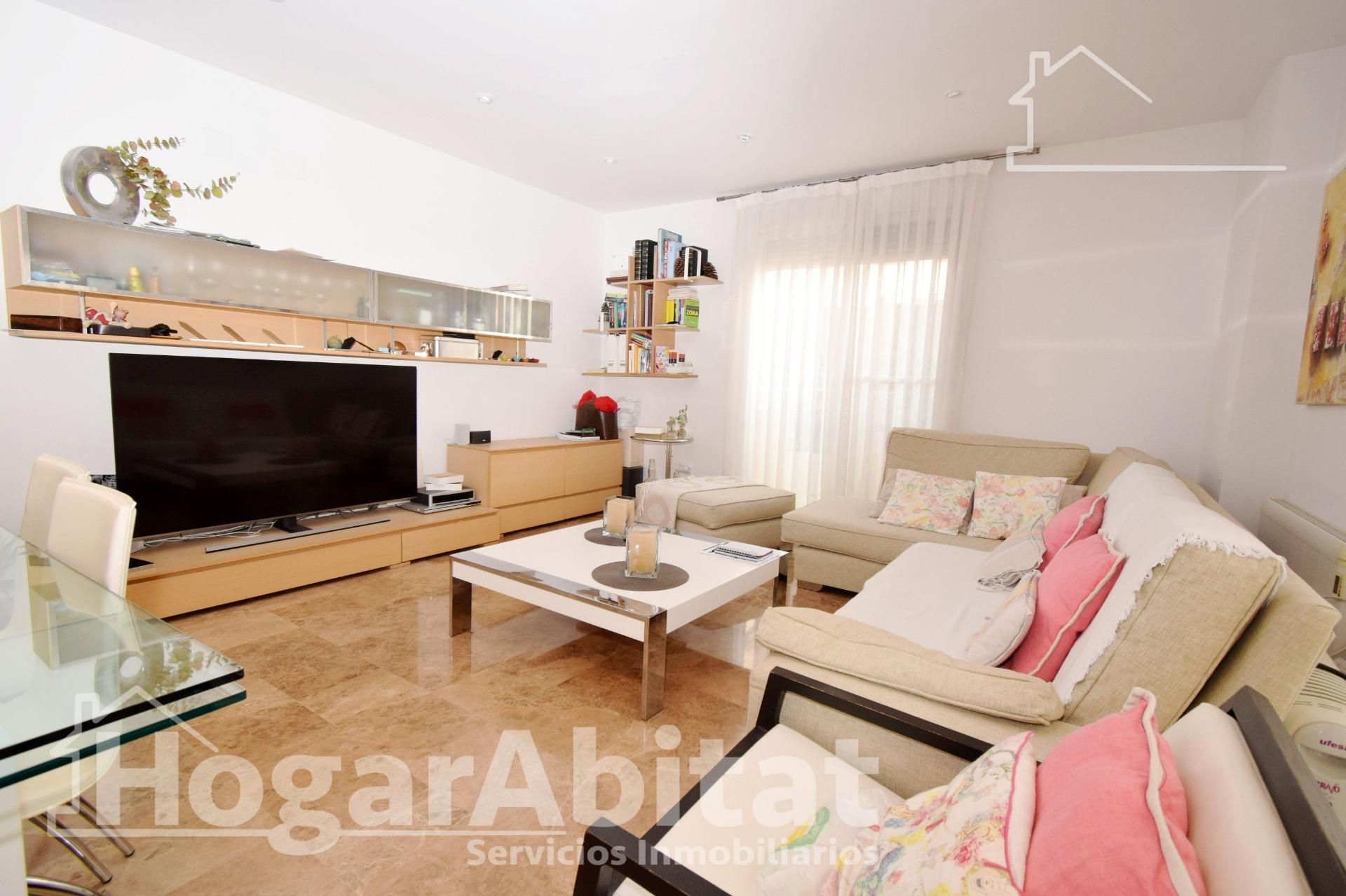 Sala de estar de Piso en venta en  Valencia Capital con Aire acondicionado, Calefacción y Trastero