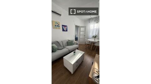 Photo 3 of Flat for rent in Pacífico, Madrid Capital