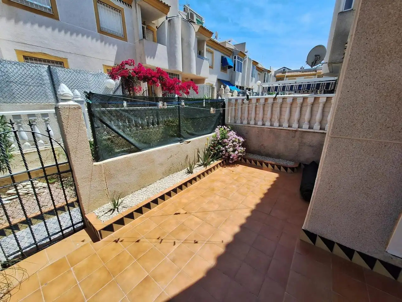 Terrassa de Planta baixa en venda en Torrevieja amb Terrassa, Moblat i Piscina comunitària