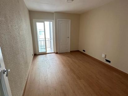 Bedroom of Flat for sale in  Barcelona Capital  with Parquet flooring and Balcony