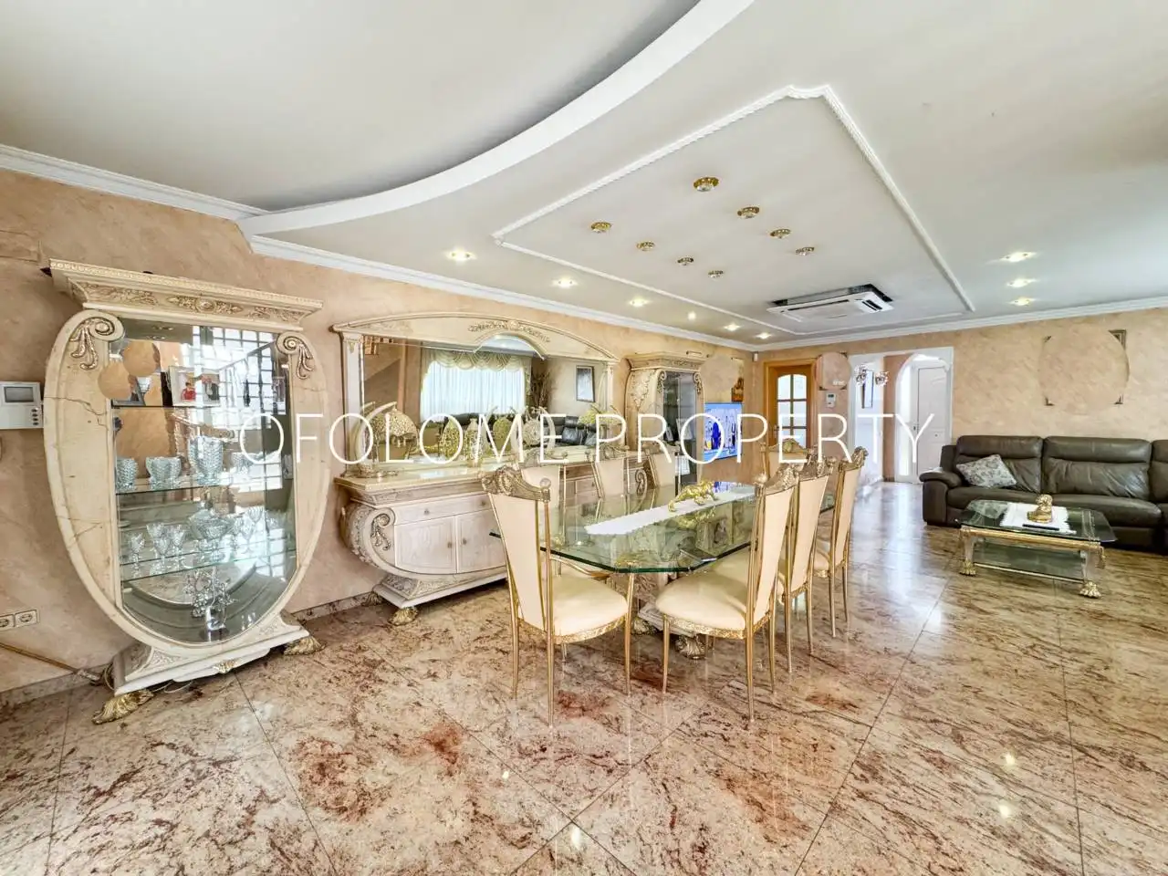 Comedor de Casa o chalet en venta en Santa Perpètua de Mogoda con Aire acondicionado, Calefacción y Jardín privado