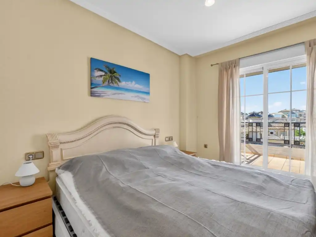Habitación de Casa o chalet en venta en Orihuela con Jardín privado y Piscina