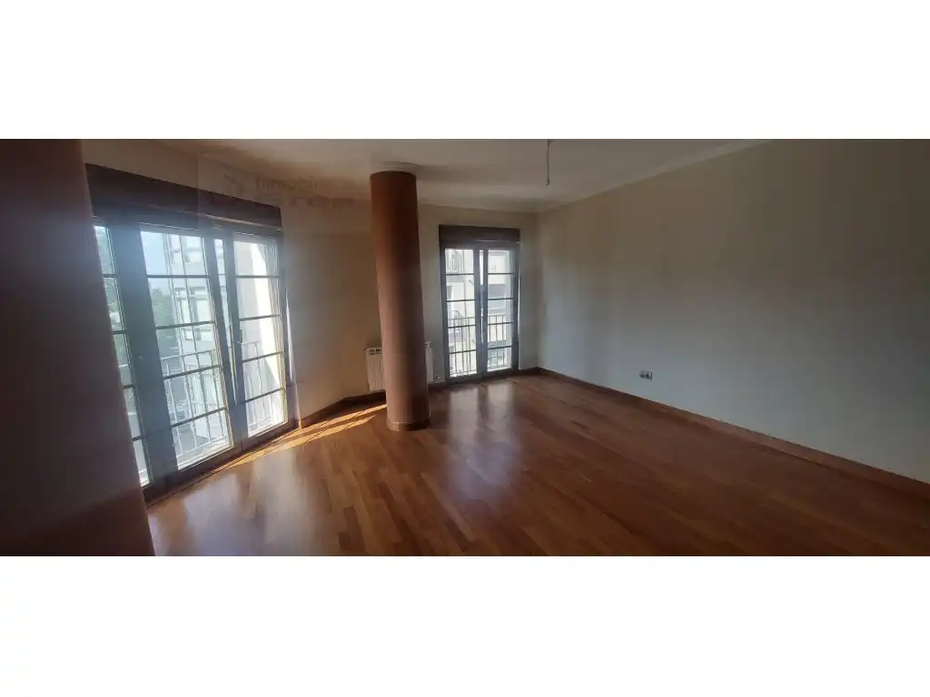 Habitación de Piso en venta en Silleda