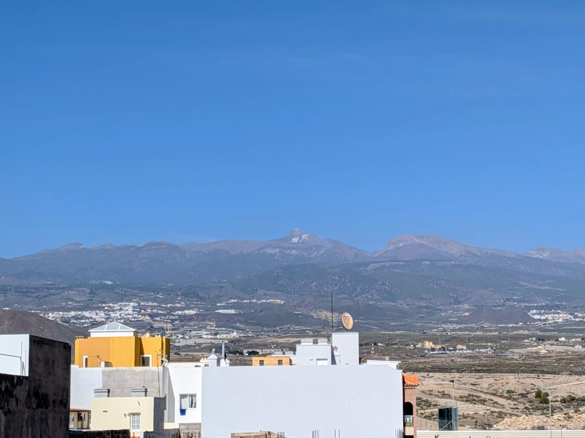 Exterior view of Apartment for sale in Granadilla de Abona  with Terrace, Storage room and Furnished