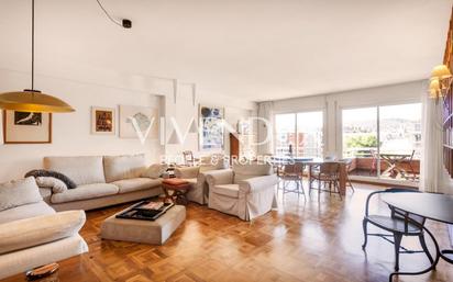 Living room of Attic for sale in  Barcelona Capital  with Air Conditioner, Terrace and Balcony