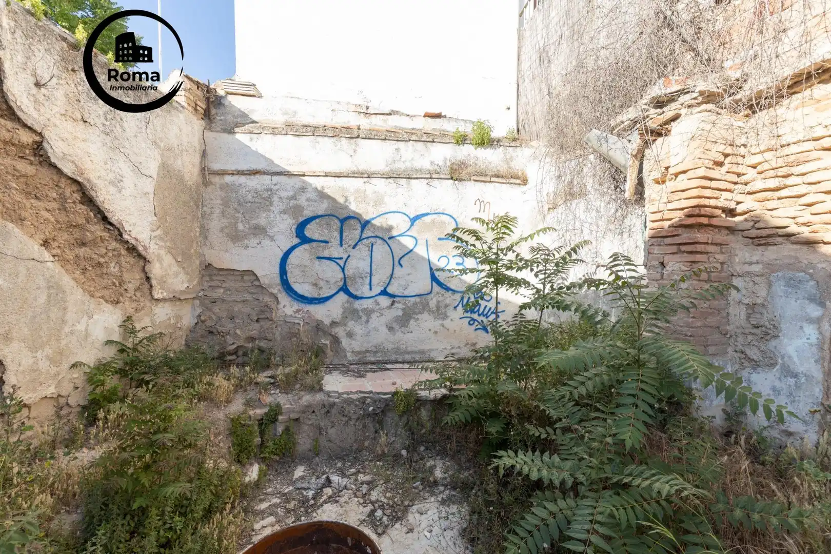 Außenansicht von Residential zum Verkauf in Granada