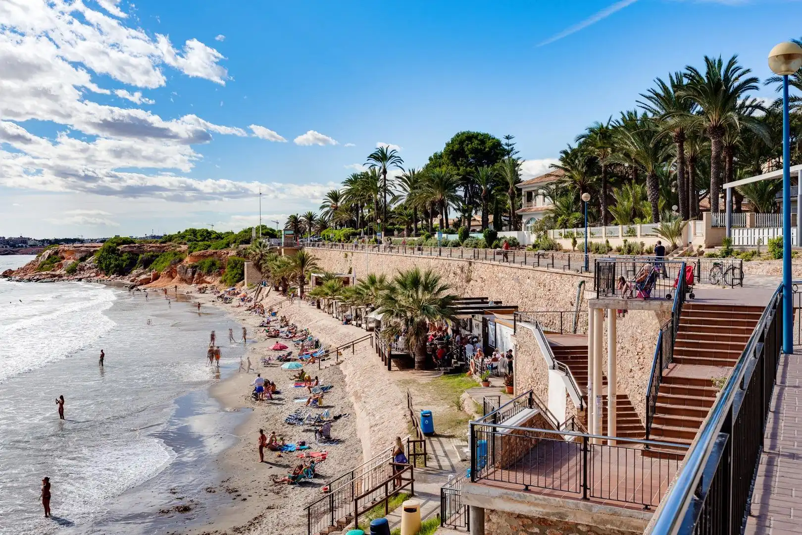 Vista exterior de Casa o chalet en venta en Torrevieja con Aire acondicionado, Jardín privado y Terraza