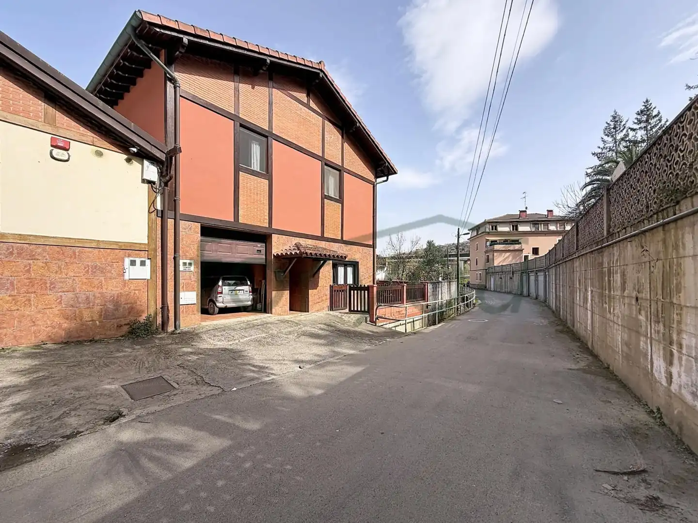 Vista exterior de Casa adosada en venda en Donostia - San Sebastián  amb Calefacció, Terrassa i Balcó