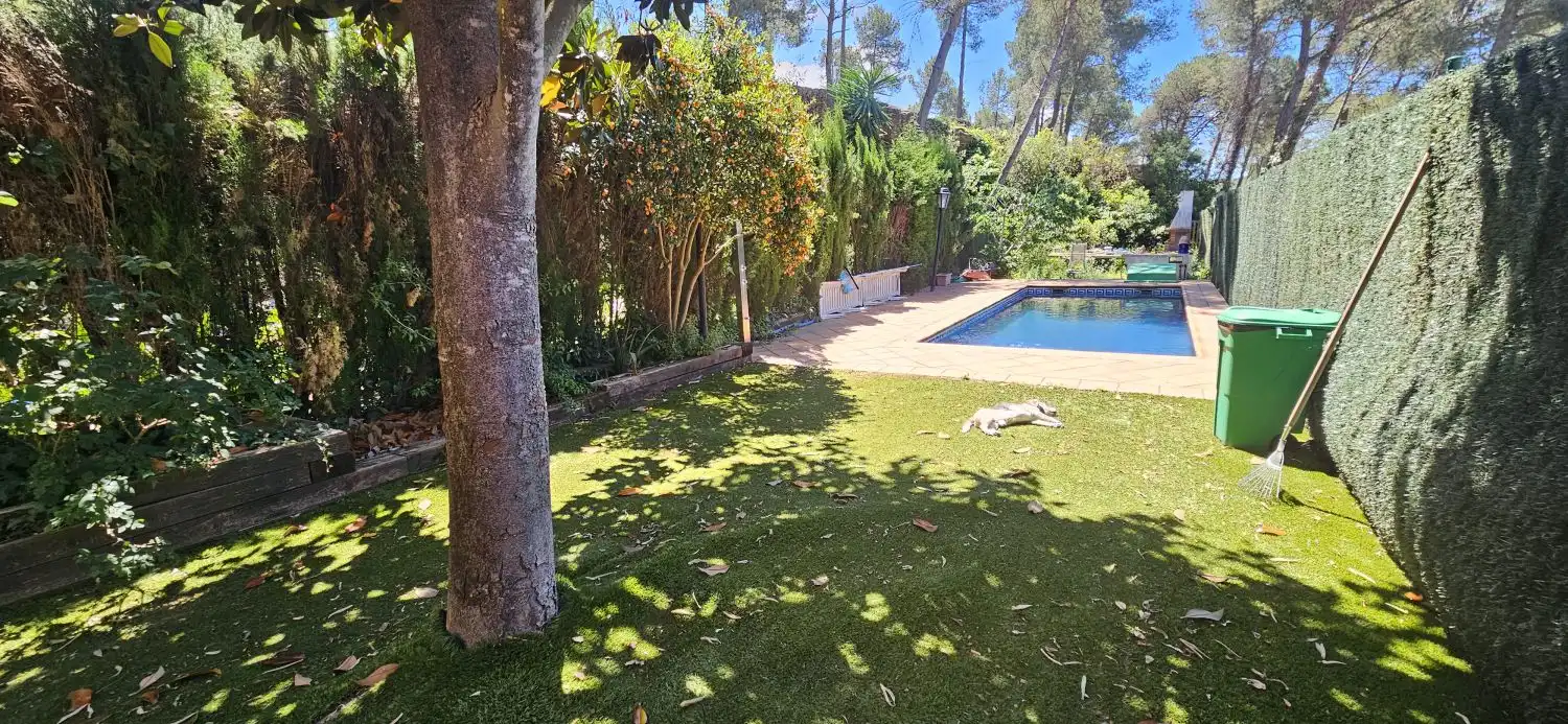 Jardí de Casa o xalet en venda en Corbera de Llobregat amb Aire condicionat, Calefacció i Jardí privat