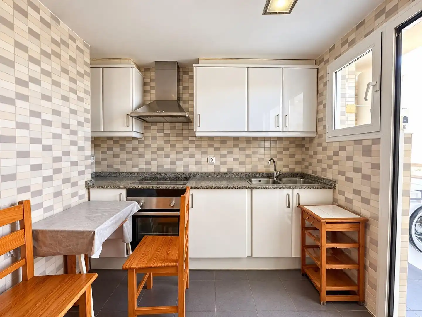 Kitchen of Flat for sale in Carlet, Valencia