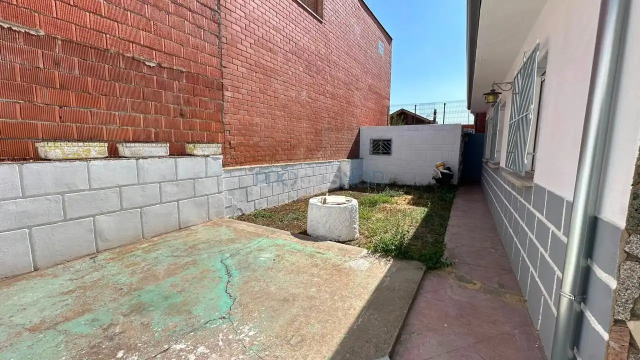 Jardí de Casa o xalet en venda en San Andrés del Rabanedo amb Calefacció i Jardí privat