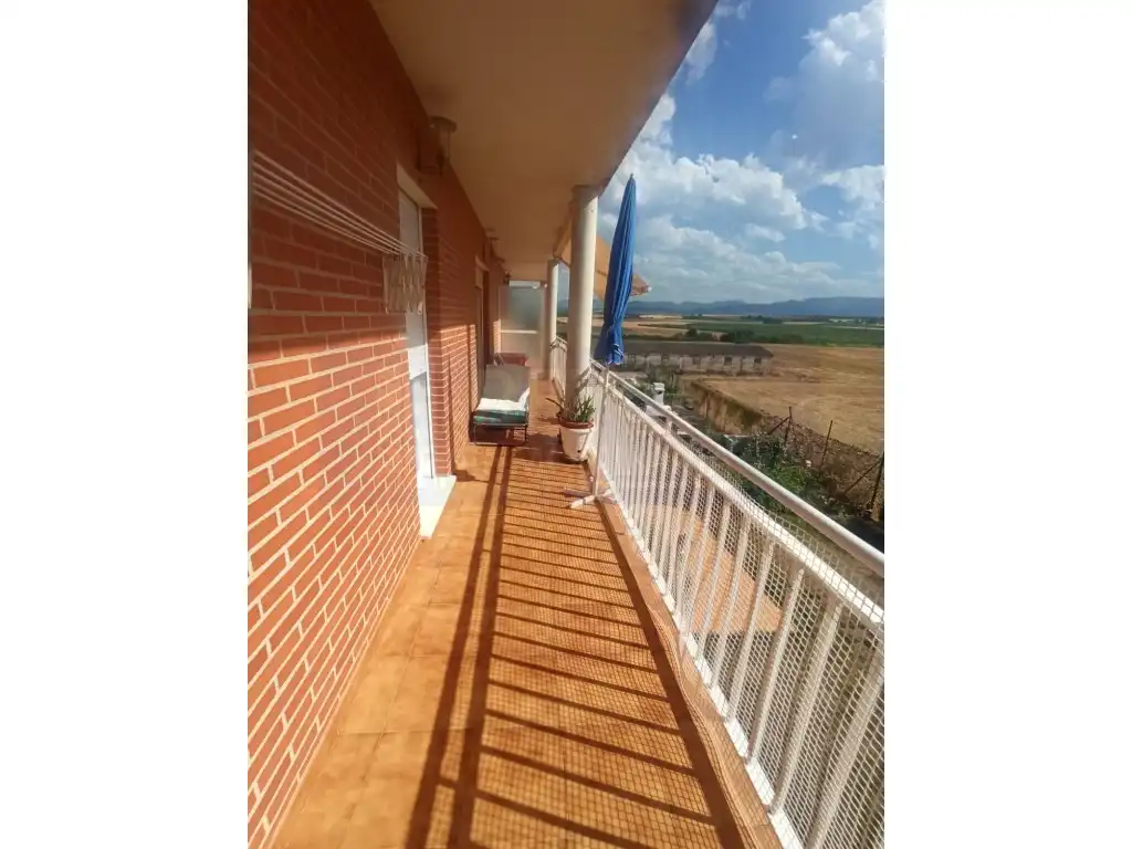 Terrassa de Apartament en venda en Torrecilla Sobre Alesanco amb Balcó