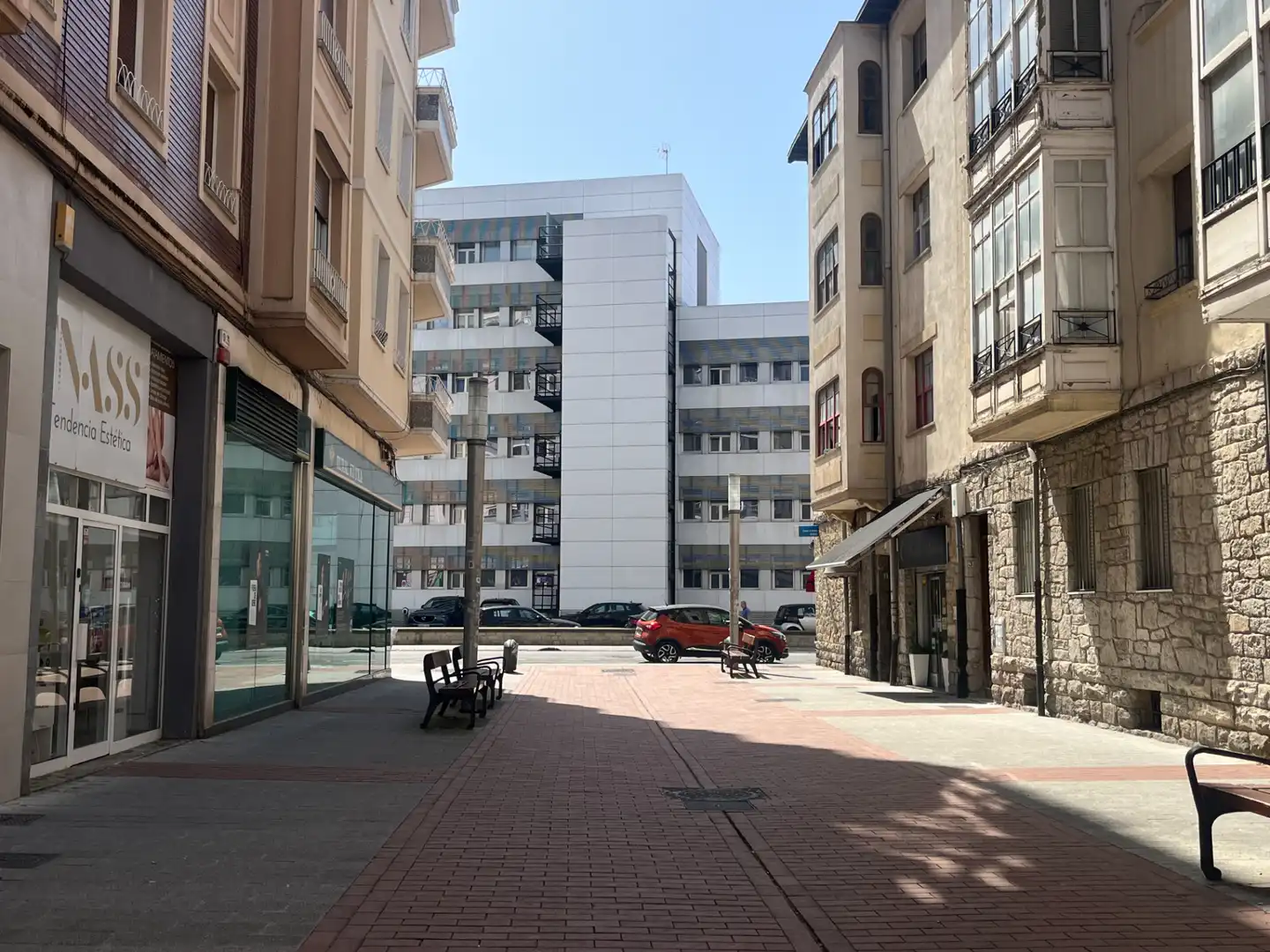 Vista exterior de Pis en venda en Vitoria - Gasteiz amb Calefacció, Parquet i Traster