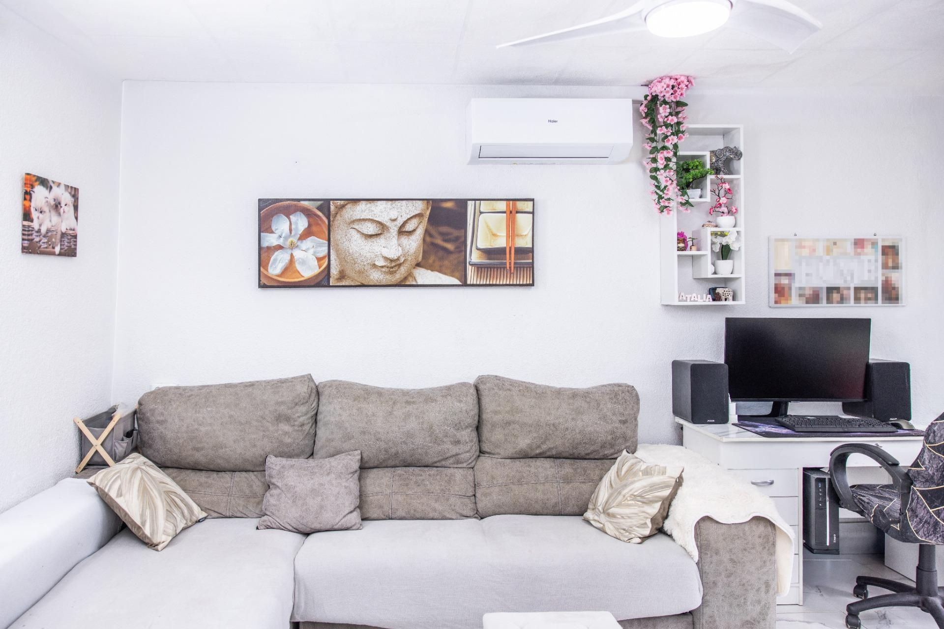 Living room of Flat for sale in Viladecans  with Air Conditioner and Balcony