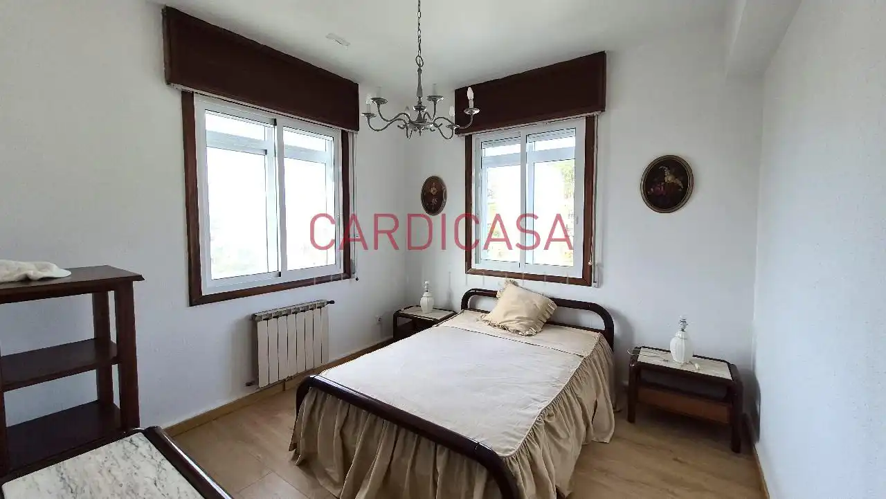 Habitación de Casa o chalet en venta en Vigo  con Calefacción, Trastero y Amueblado