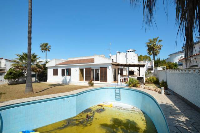 Casa-chalet en Venta en Carrer Triador en Costa Norte