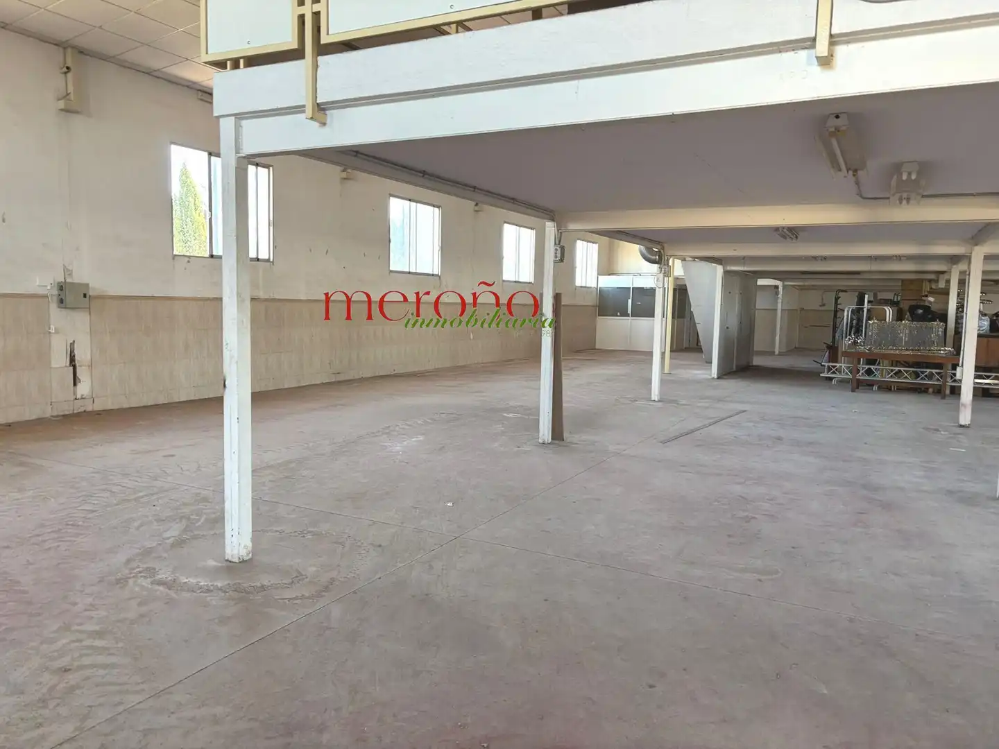 Nau industrial en venda en Elche / Elx