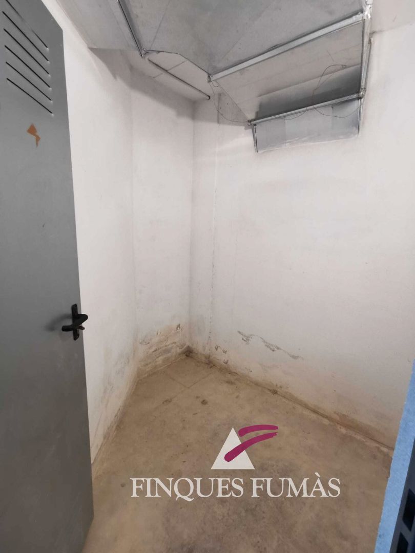 Traster en venda en Tàrrega