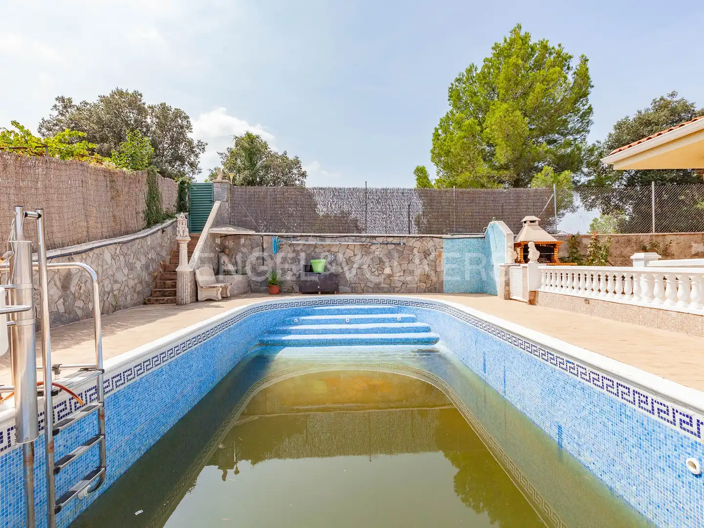 Piscina de Casa o chalet en venta en Terrassa con Aire acondicionado, Calefacción y Terraza