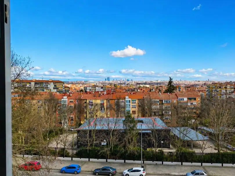 Außenansicht von Wohnung zum Verkauf in  Madrid Capital