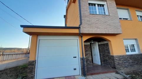 Photo 2 of Single-family semi-detached for sale in Carracedelo, León