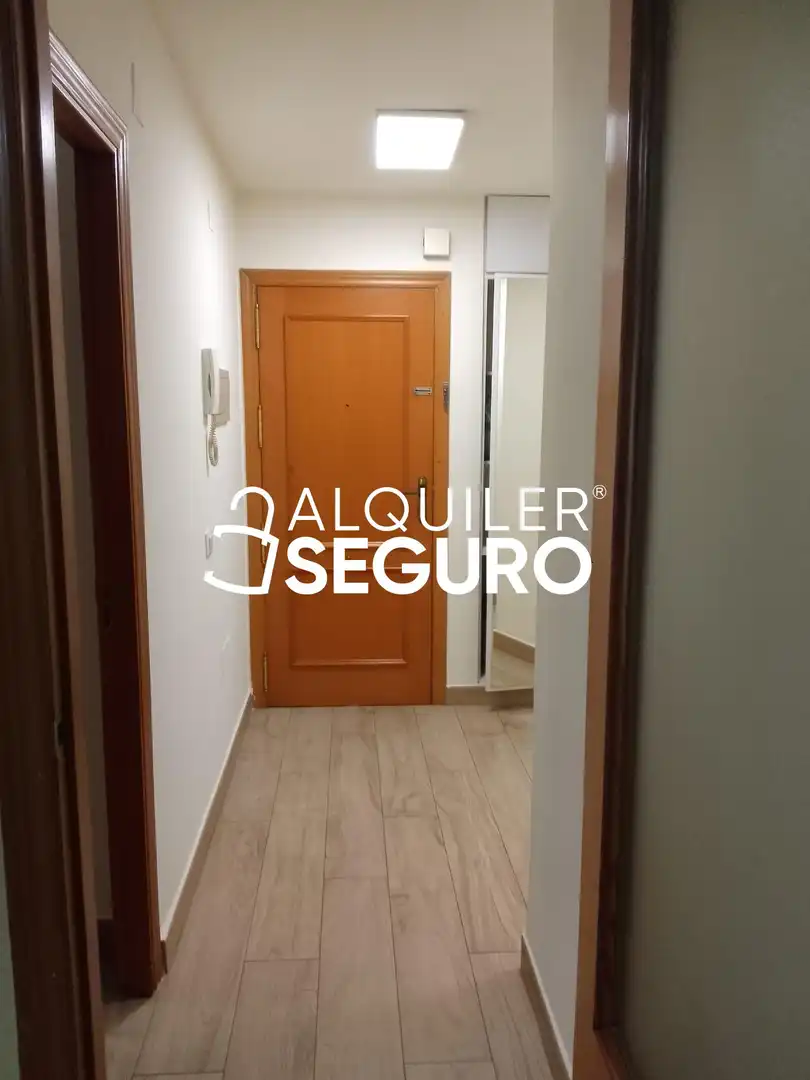 Pis amb ascensor de lloguer a diego hernandez, imagen 4