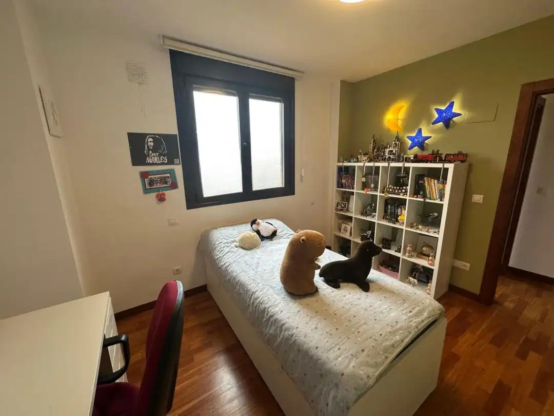 Habitación de Casa o chalet en venta en Elburgo / Burgelu con Calefacción, Jardín privado y Terraza