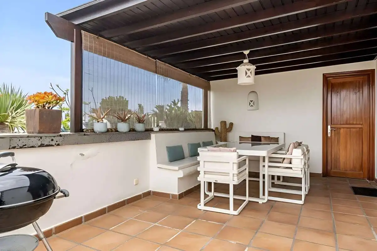 Terrassa de Casa o xalet en venda en Yaiza amb Piscina