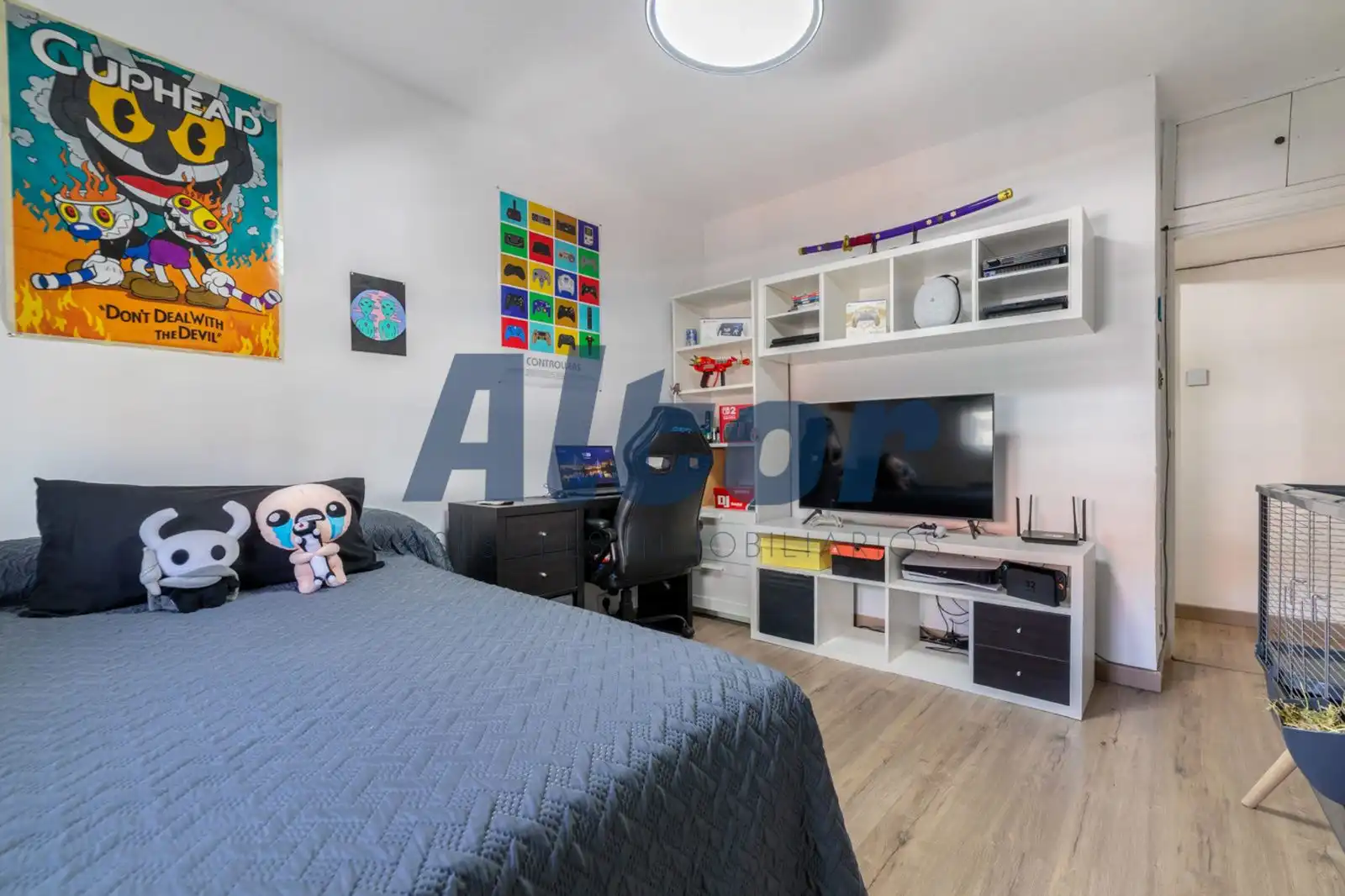 Schlafzimmer von Dachboden zum Verkauf in Madrid mit Klimaanlage, Heizung und Terrasse