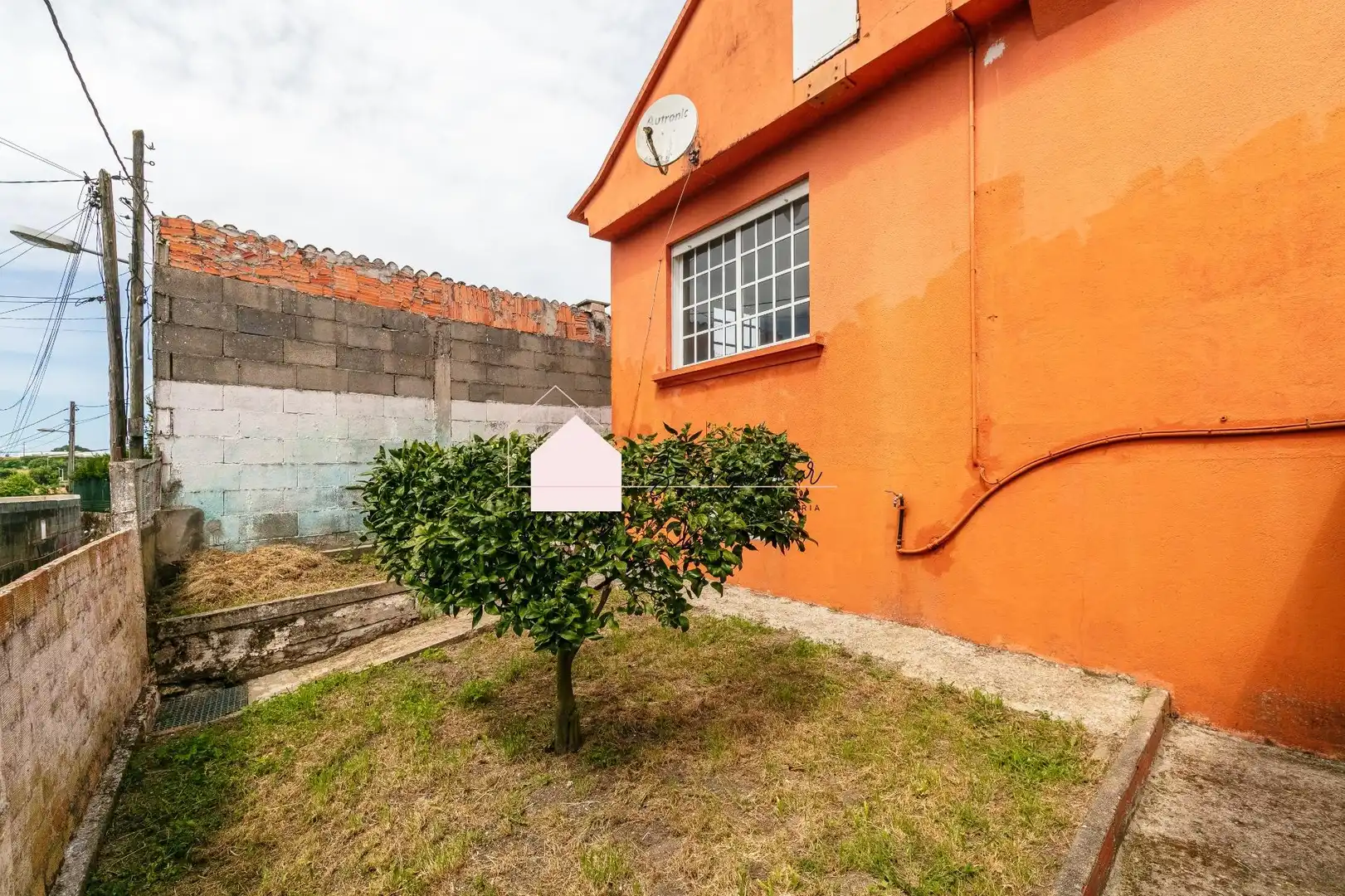 Vista exterior de Casa o chalet en venta en Vigo  con Calefacción, Jardín privado y Trastero