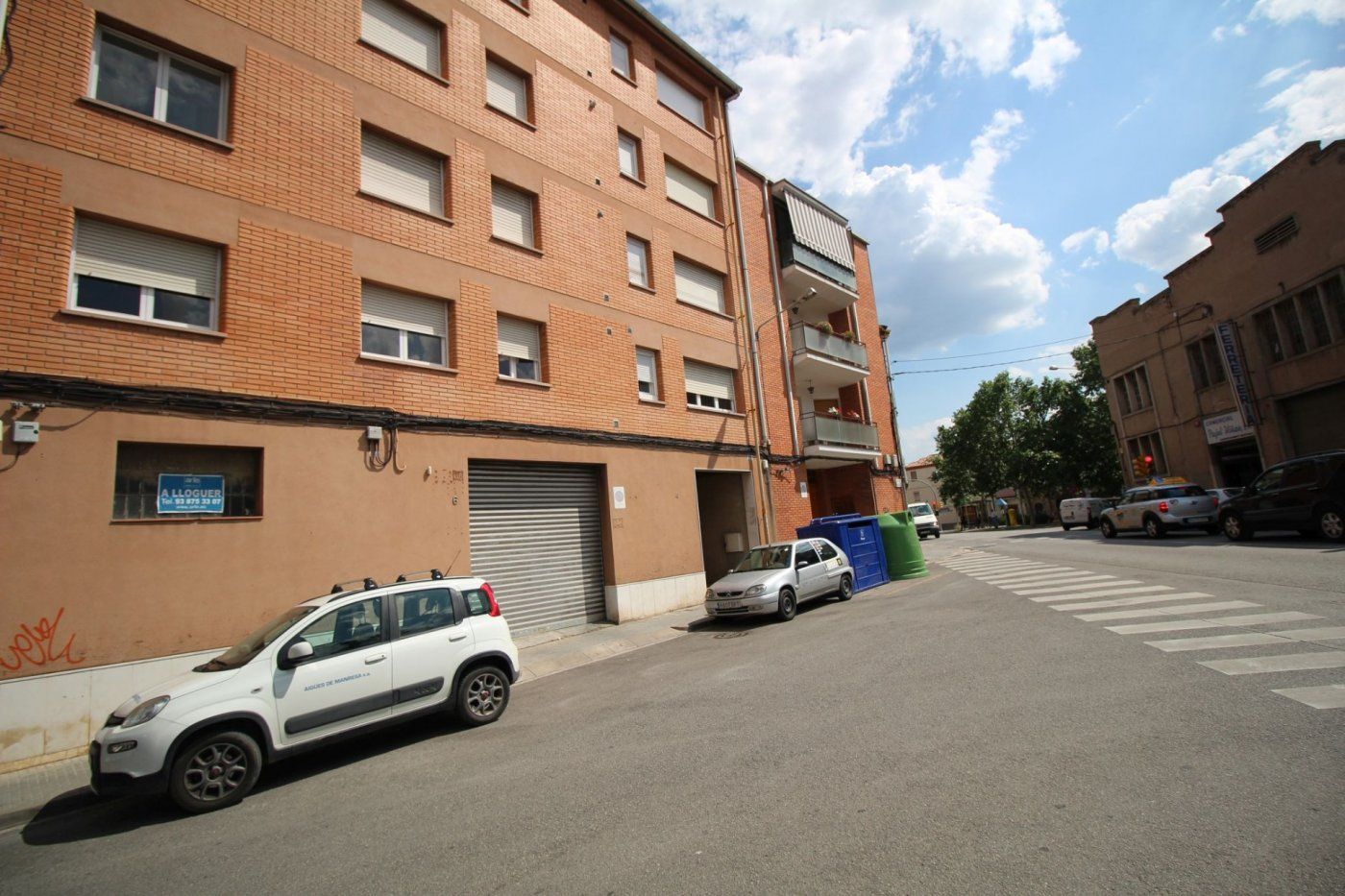 Vista exterior de Garatge de lloguer en Manresa