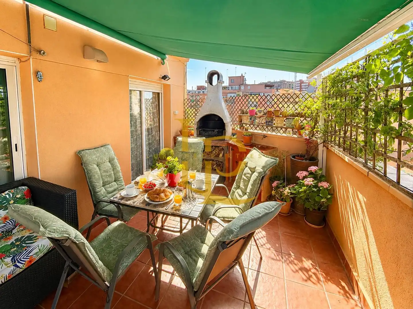 Terraza de Ático en venta en Rubí con Aire acondicionado, Calefacción y Parquet