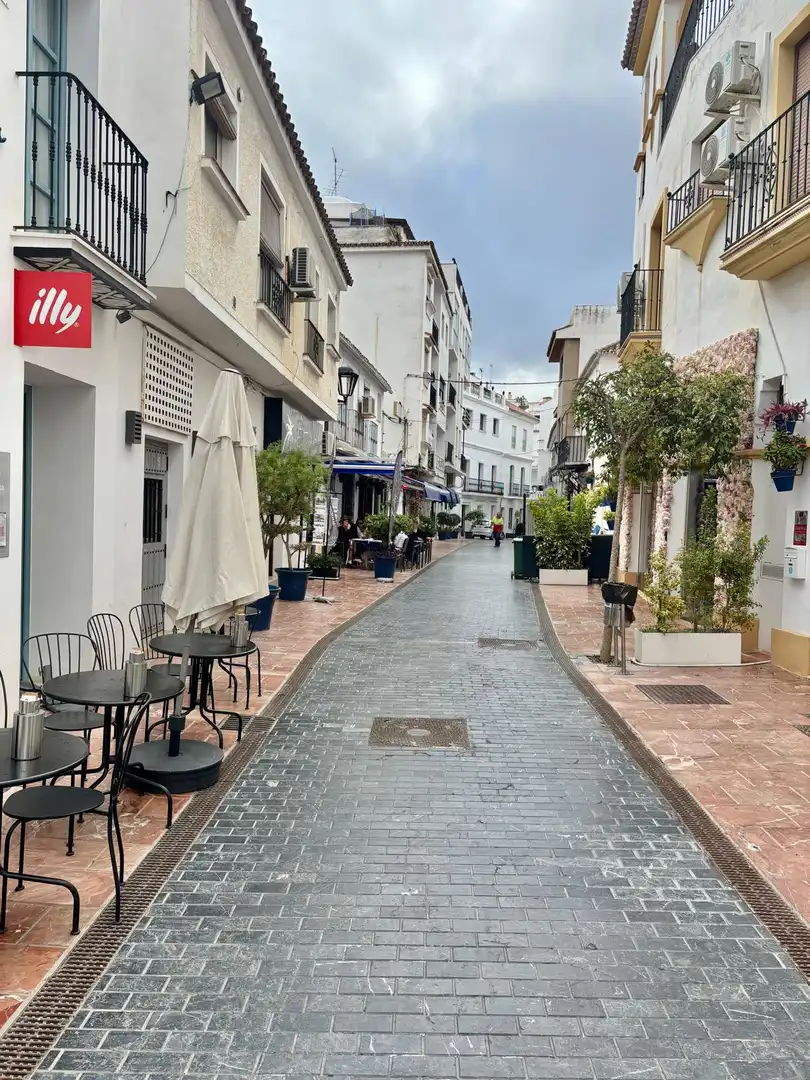 Locale commerciale in affitto a Estepona Pueblo, imagen 3