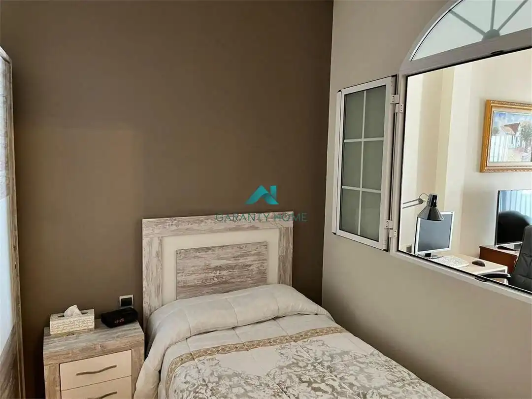 Habitación de Casa o chalet en venta en Valencia con Aire acondicionado, Calefacción y Jardín privado