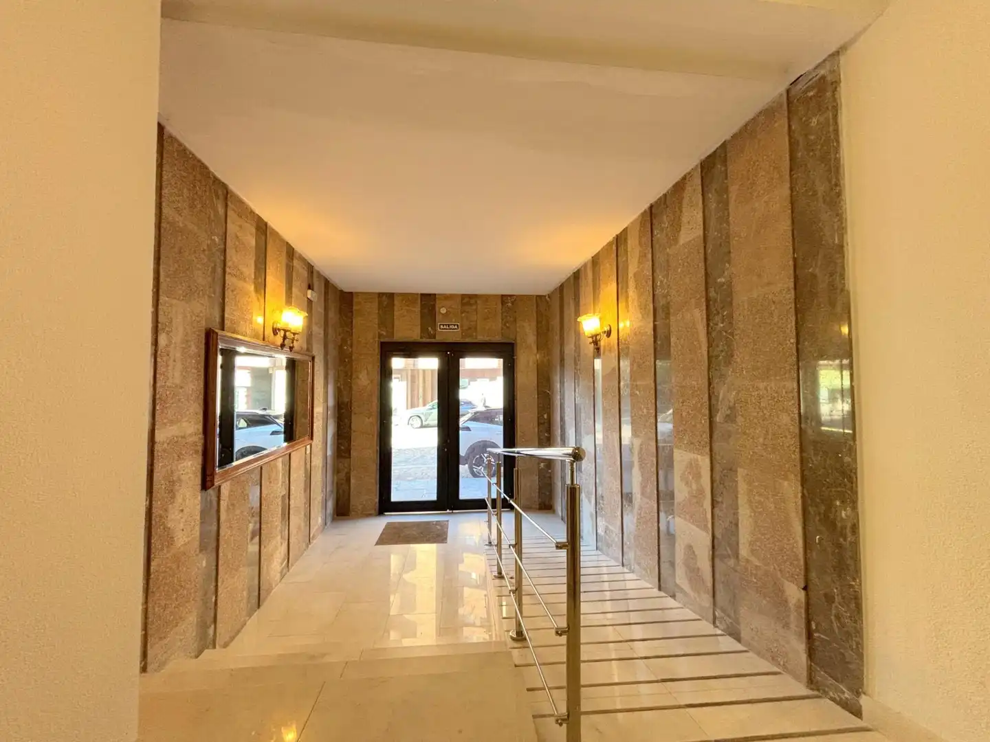 Pis en venda en Ávila amb Calefacció, Parquet i Terrassa