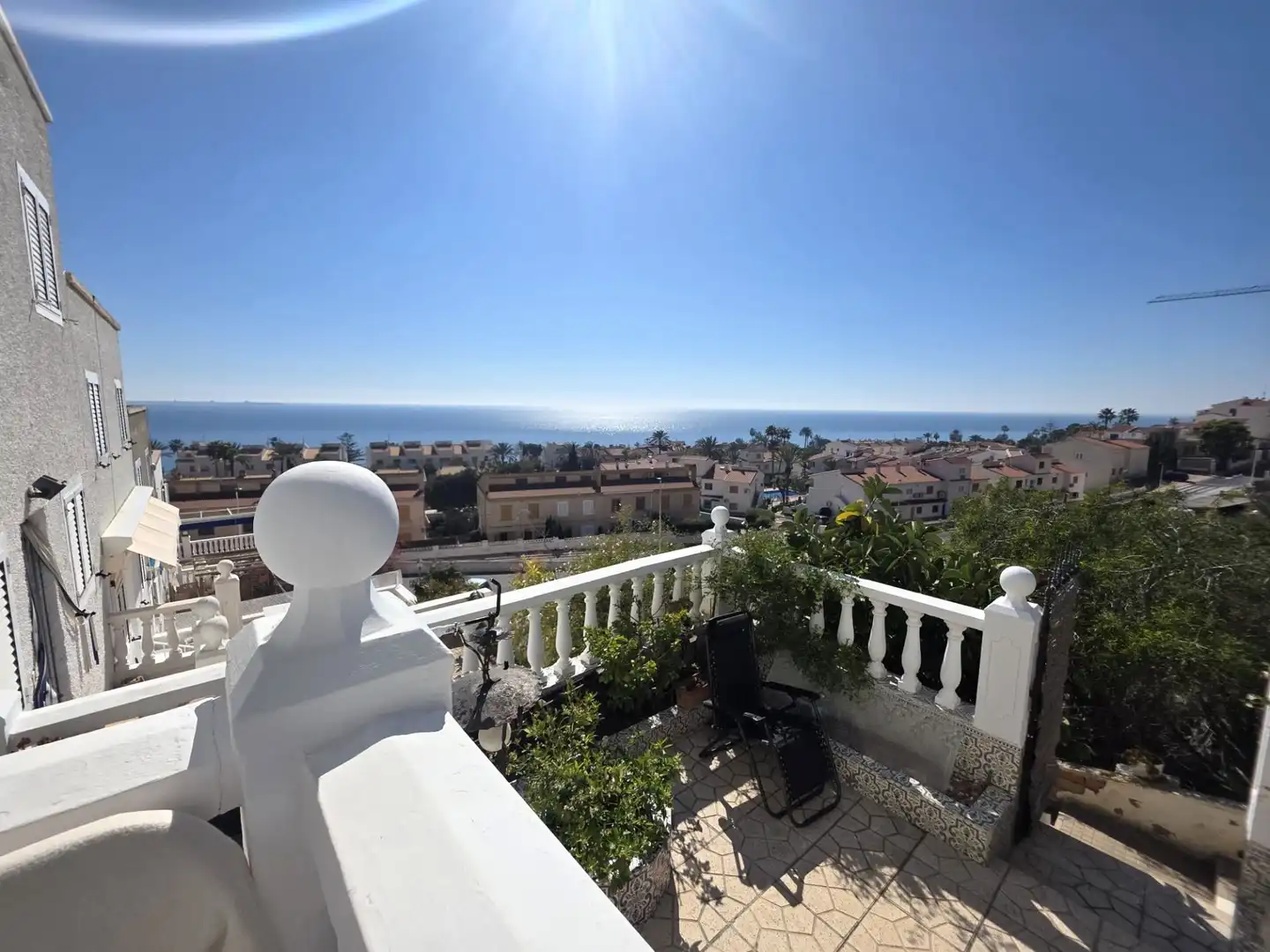 Vista exterior de Casa adosada en venda en Santa Pola amb Aire condicionat, Calefacció i Jardí privat