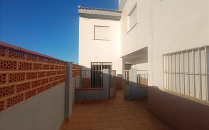 Exterior view of Single-family semi-detached for sale in Cájar