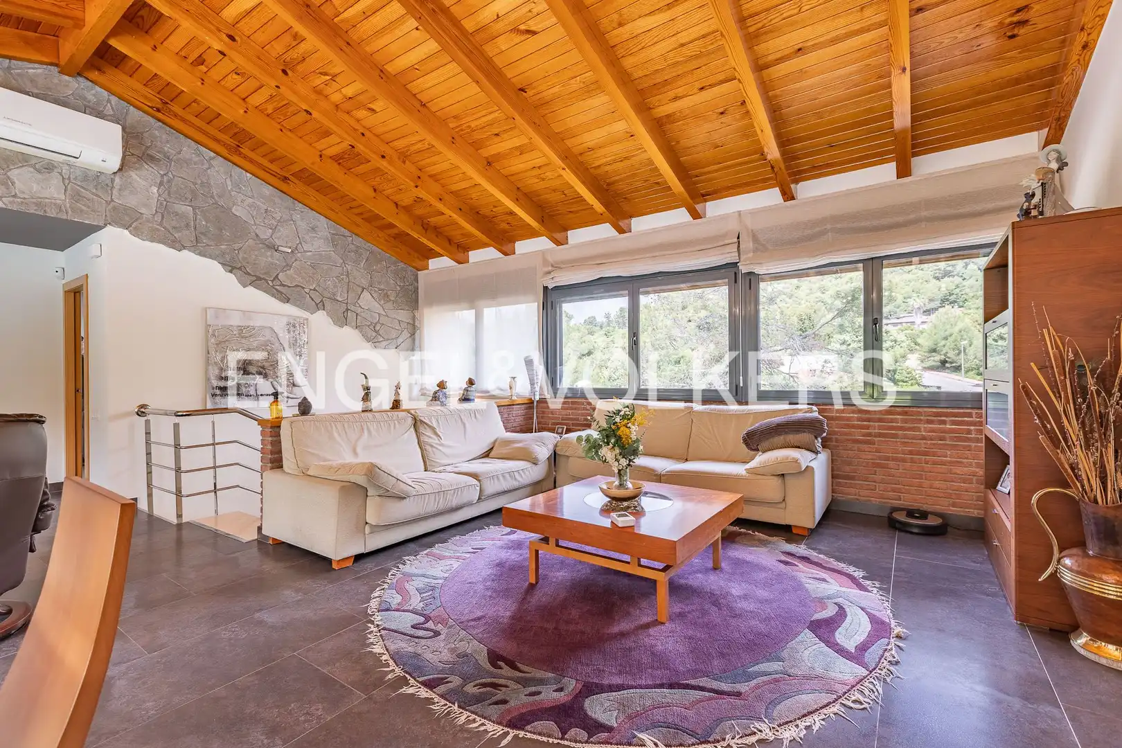 Sala de estar de Casa o chalet en venta en Matadepera con Aire acondicionado, Calefacción y Jardín privado