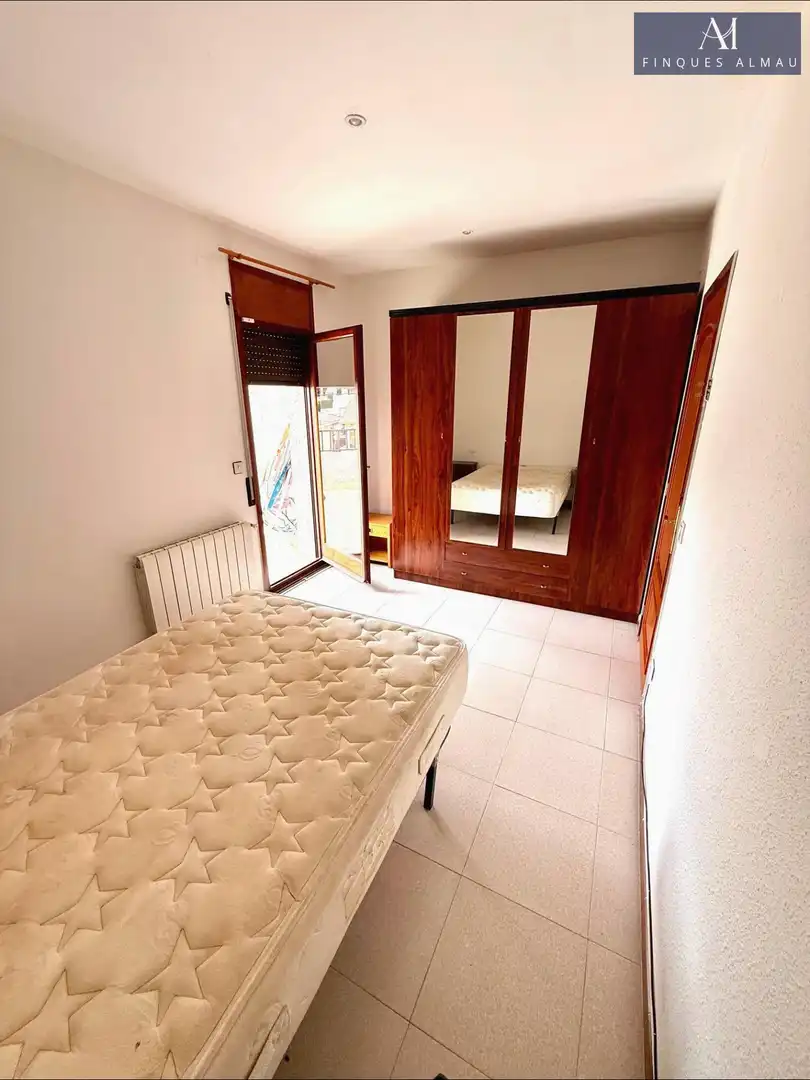 Habitación de Casa adosada en venta en Cunit con Jardín privado, Terraza y Amueblado