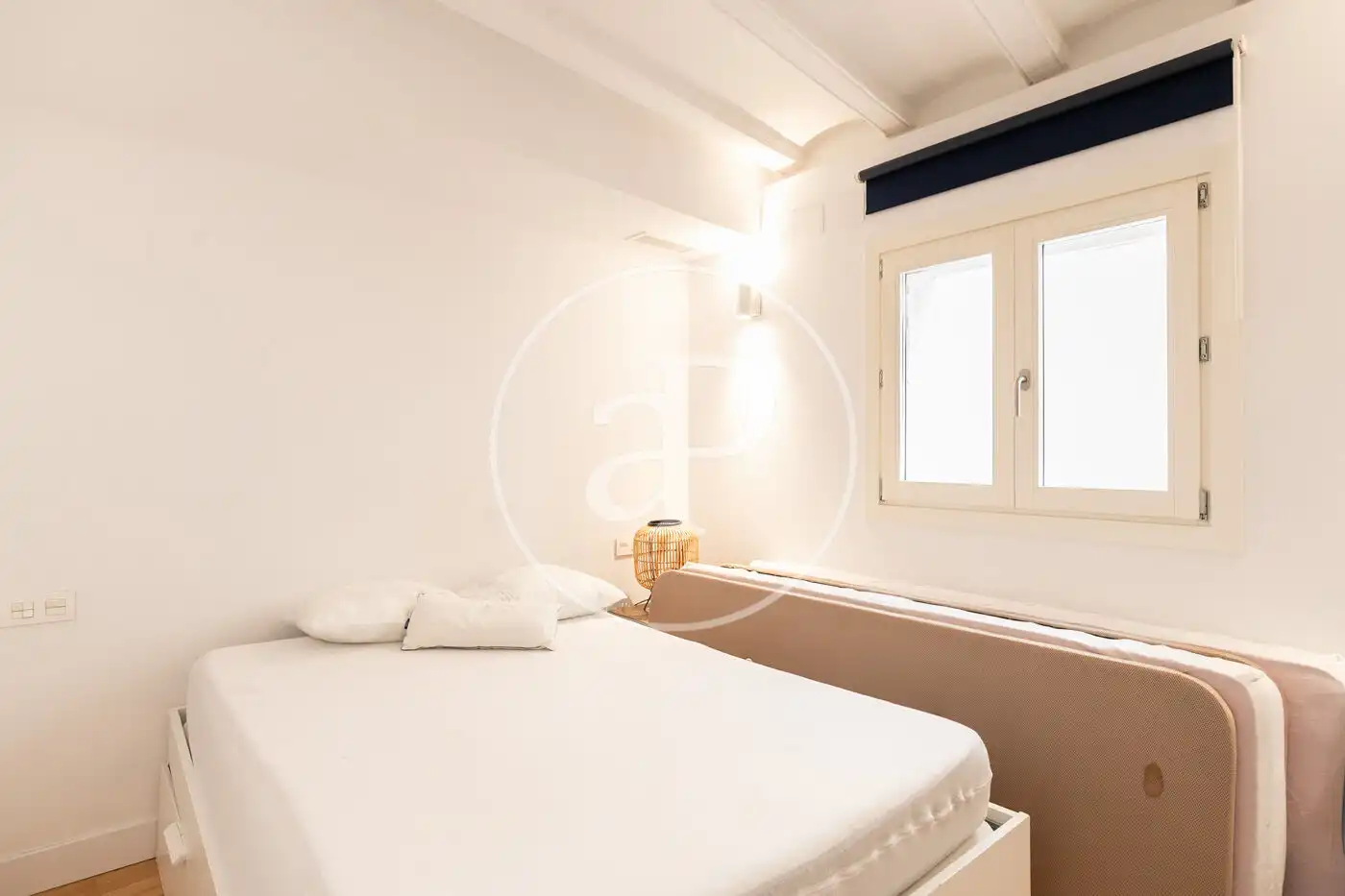 Habitación de Piso en venta en Barcelona con Aire acondicionado, Calefacción y Balcón
