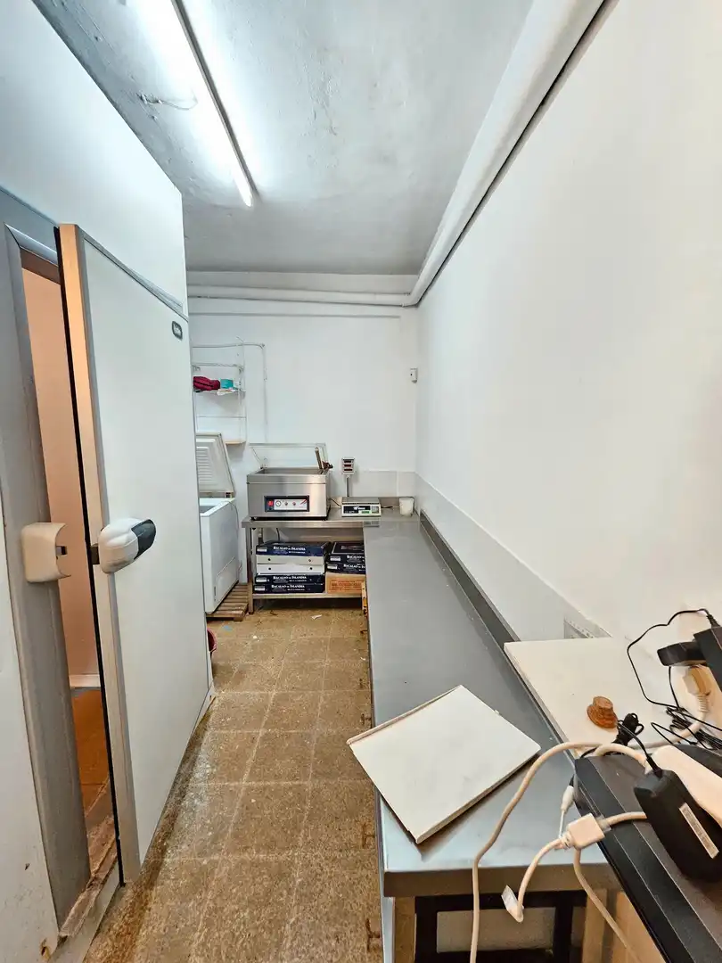 Business premises for sale in Kalebarria Kalea 23, imagen 16