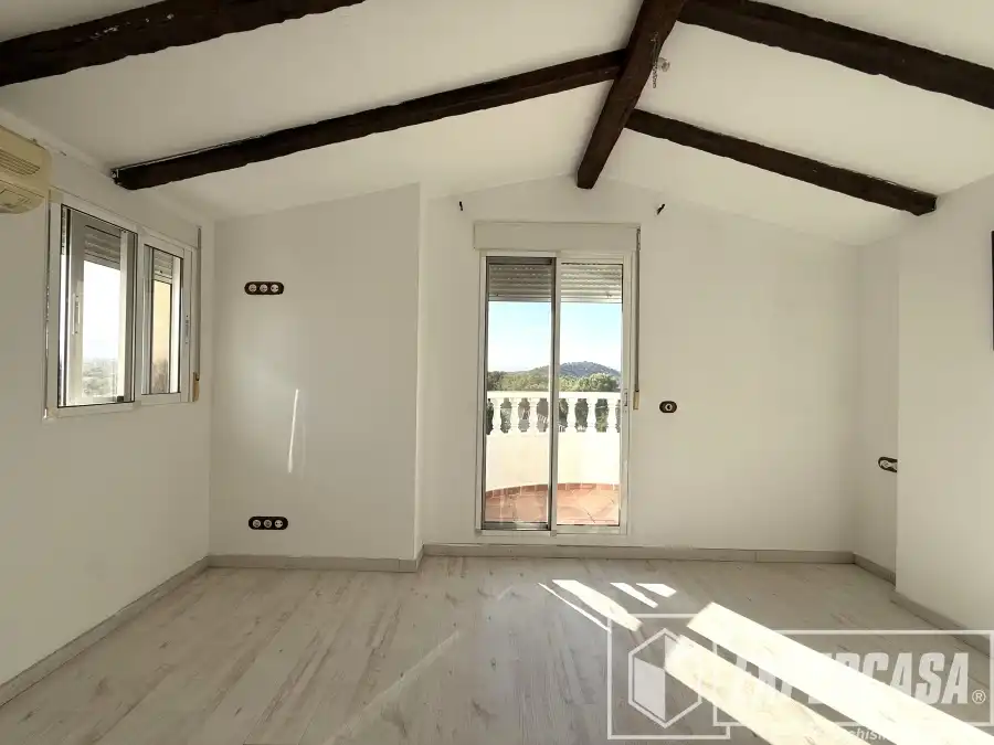Sala de estar de Casa o chalet en venta en Vilamarxant con Aire acondicionado, Calefacción y Terraza