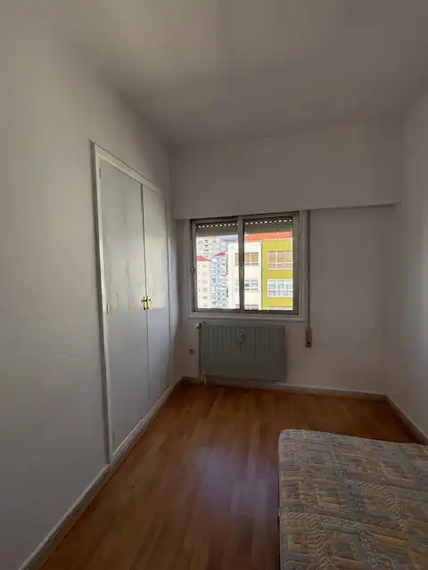 Habitación de Piso en venta en Ferrol con Calefacción, Amueblado y Horno