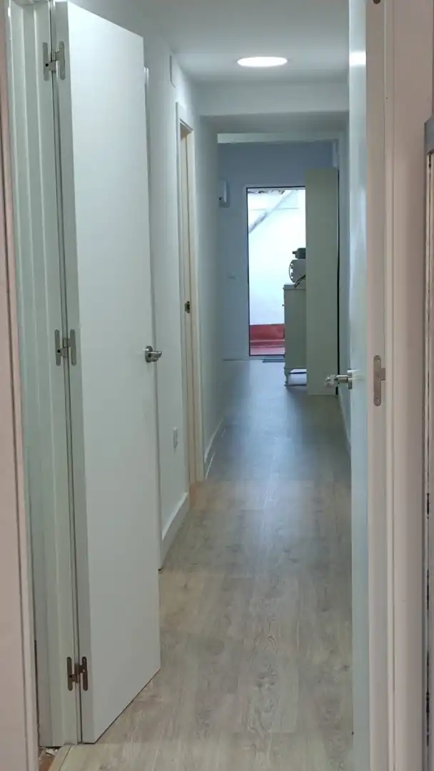 Wohnung zur Miete in Cáceres mit Klimaanlage, Privatgarten und Terrasse
