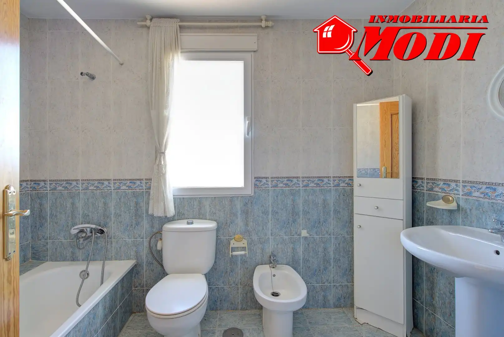 Bathroom of Houses for sale in Padul  with Private garden and Swimming Pool