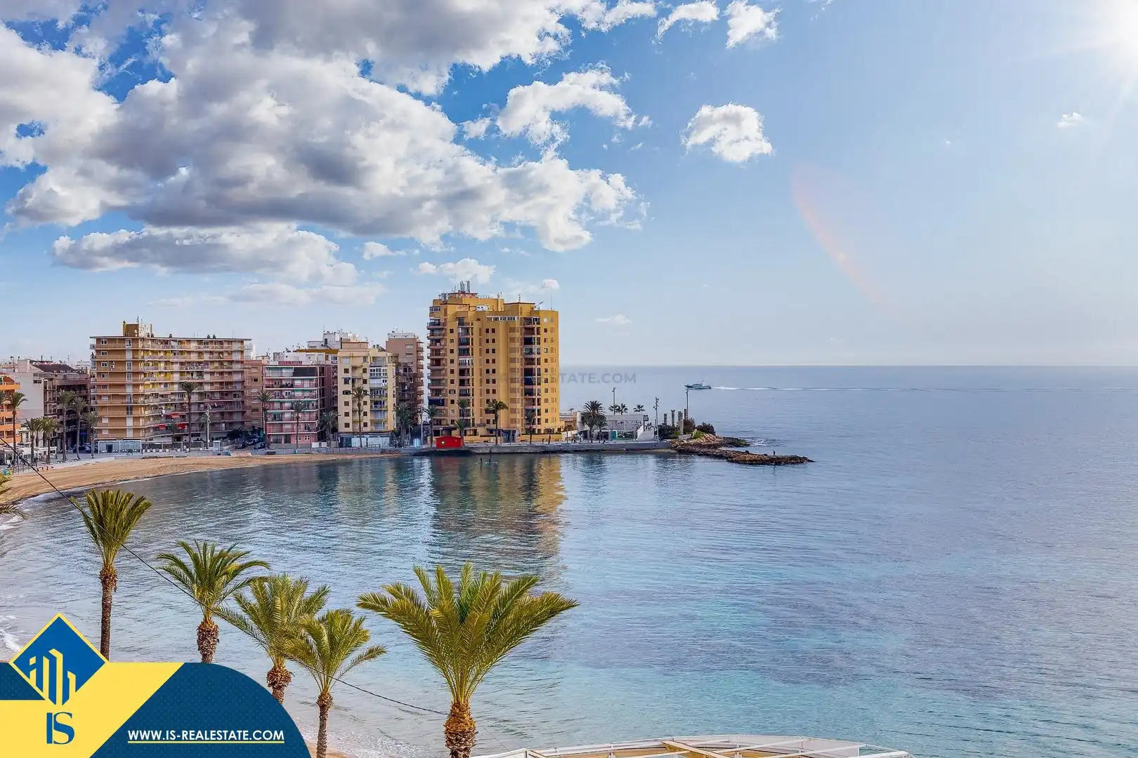 Vista exterior de Pis de lloguer en Torrevieja amb Aire condicionat, Moblat i Rentadora