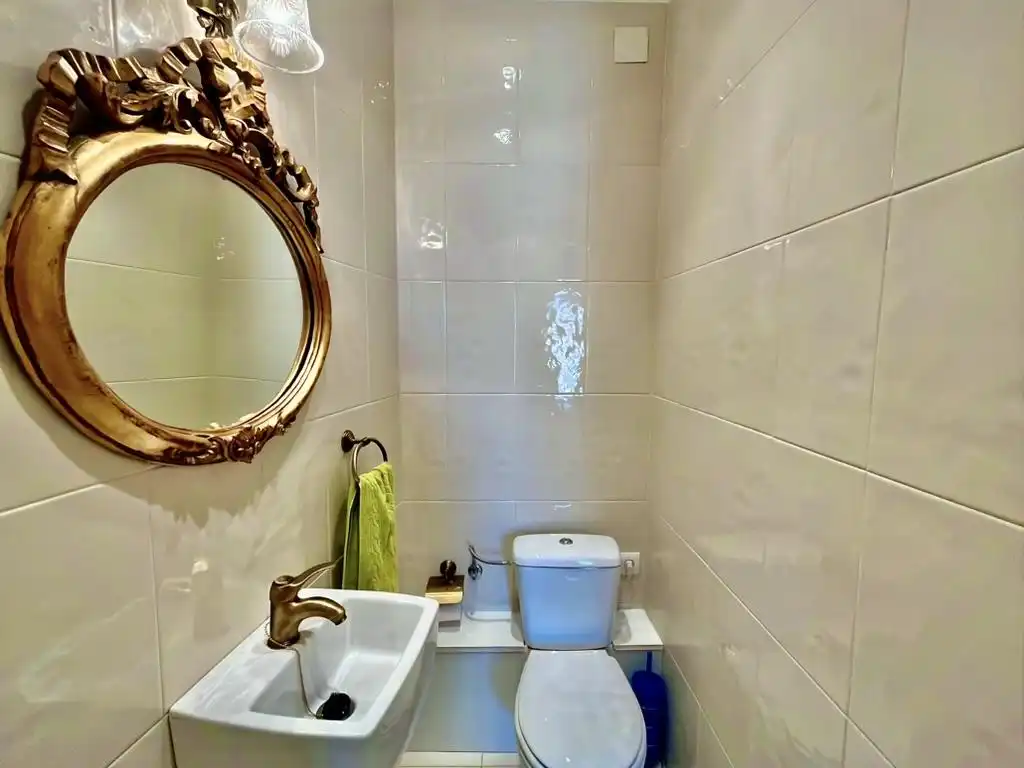Baño de Piso de alquiler en Sevilla con Aire acondicionado, Terraza y Amueblado