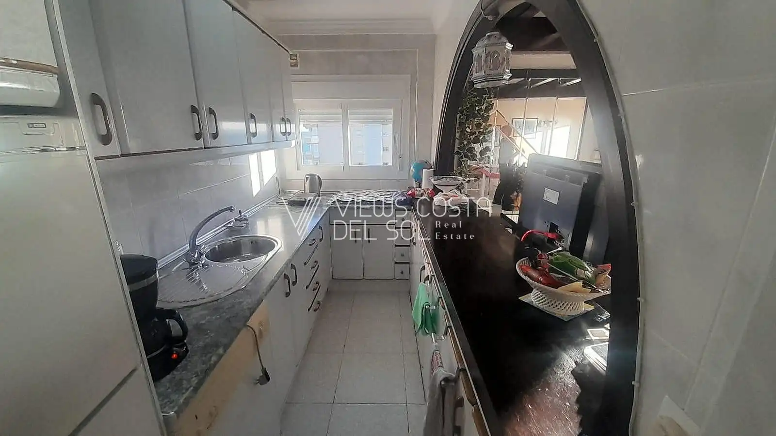 Cocina de Apartamento en venta en Algarrobo con Jardín privado, Terraza y Piscina