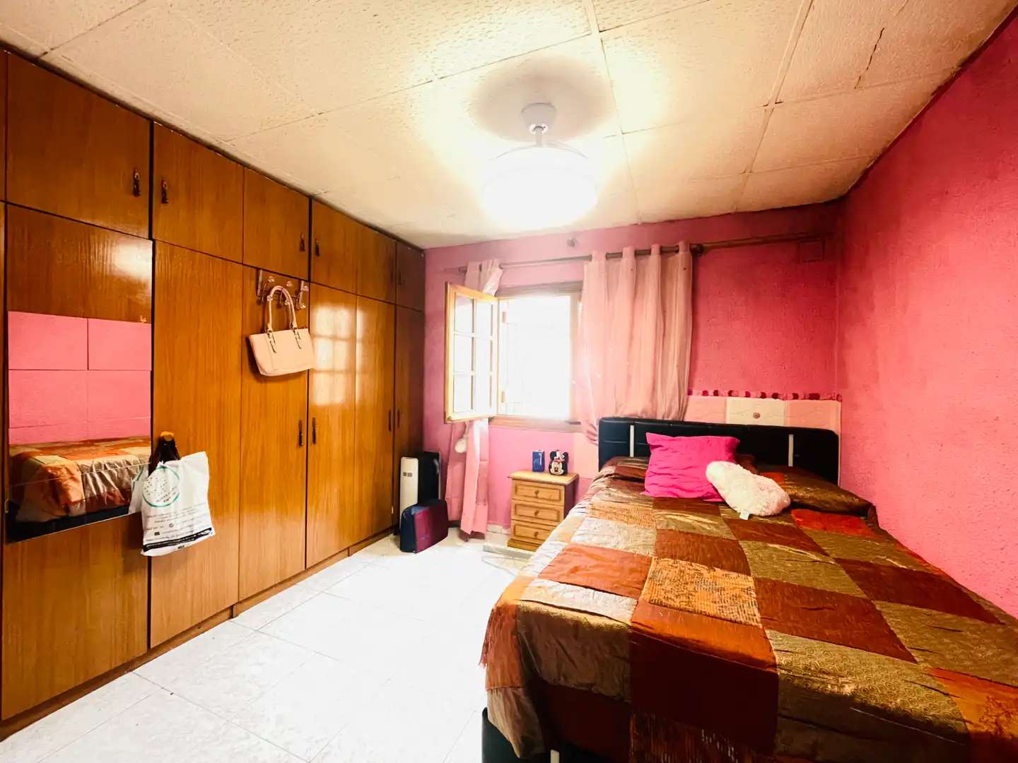 Dormitori de Casa o xalet en venda en Zaragoza amb Aire condicionat, Calefacció i Jardí privat
