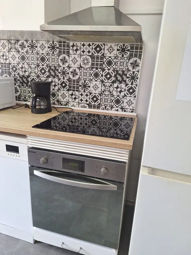Cuina de Pis de lloguer en Gijón  amb Calefacció, Parquet i Balcó